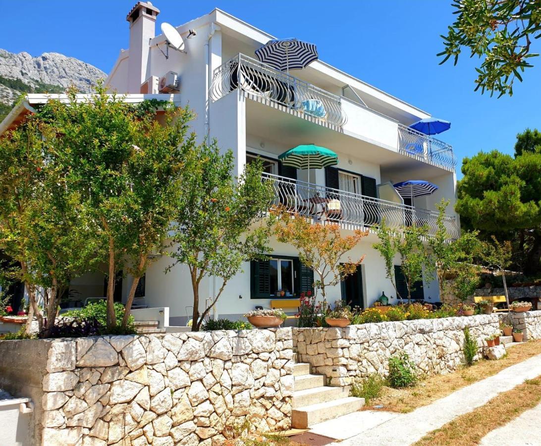 Apartments Kuzmanic Omis Exterior photo